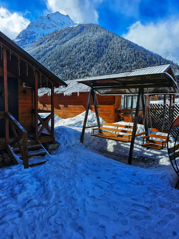 Уютный коттедж с видом на лучшее ущелье