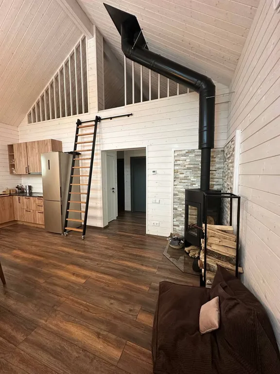 Уютный новый дом Твоя Хвоя