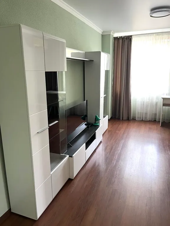 Просторная трехкомнатная квартира в самом центре