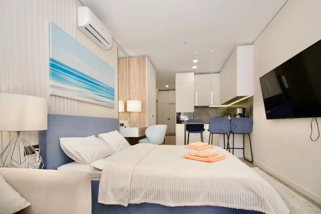 Дизайнерская студия Ls-sweet summer с видом на море с 12 этажа