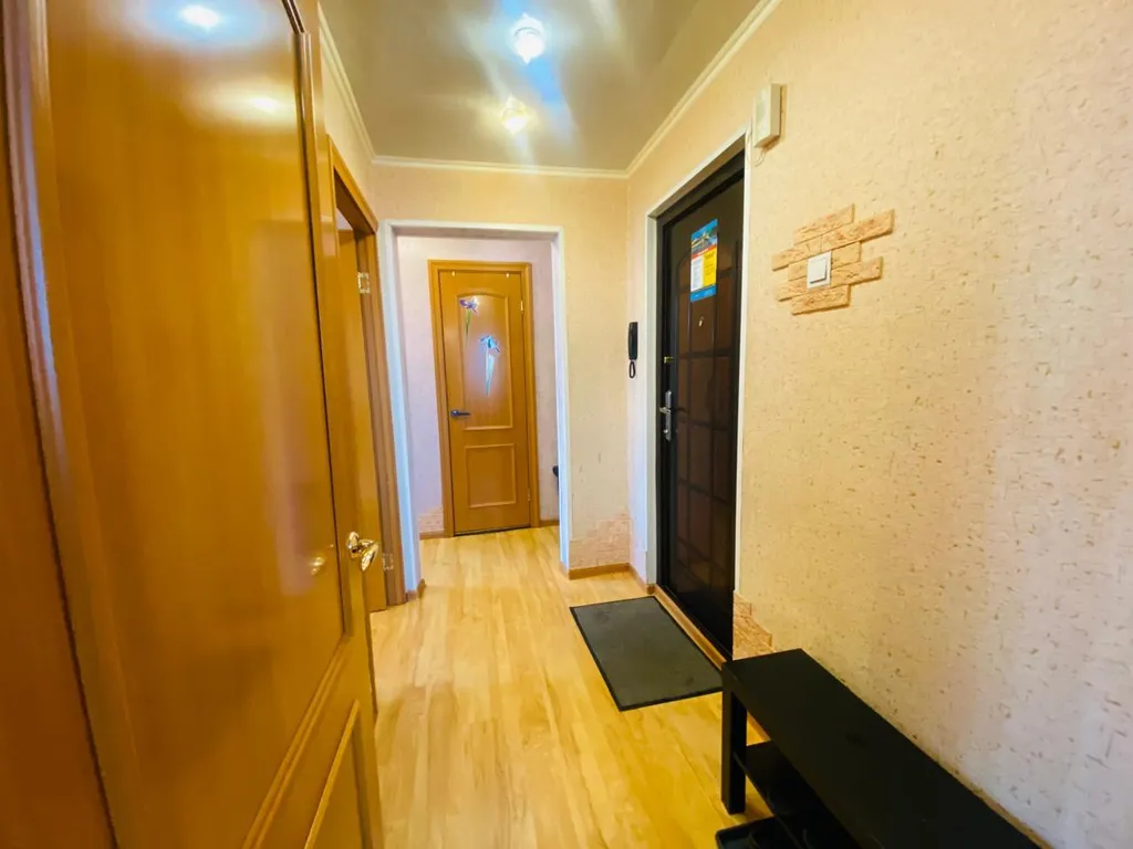 2-х комнатная квартира в Октябрьском районе, с балконом