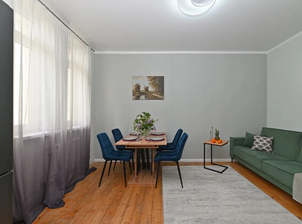 Квартира 3-комнатная Квартира — Калининград