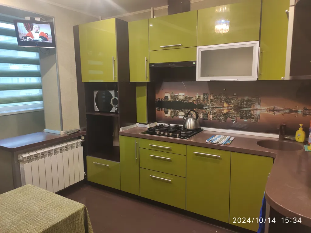 Двухкомнатная квартира на Сиреневом — аренда посуточно в Псков