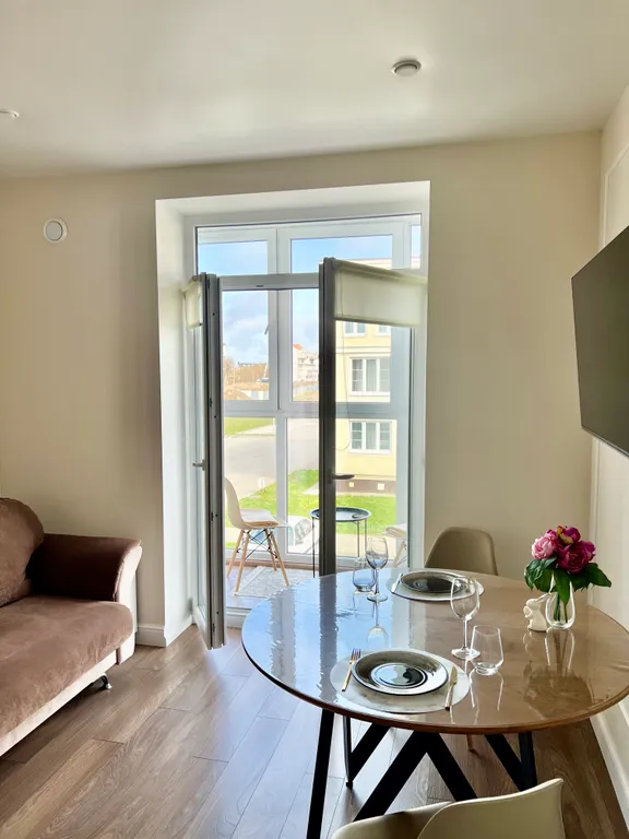 Уютная квартира в 5 минутах от Западного пляжа — аренда посуточно в Зеленоградск