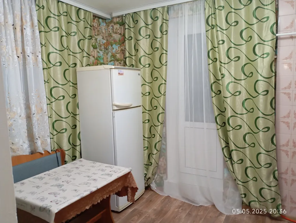 Центр - квартира. Горы, море, крепость