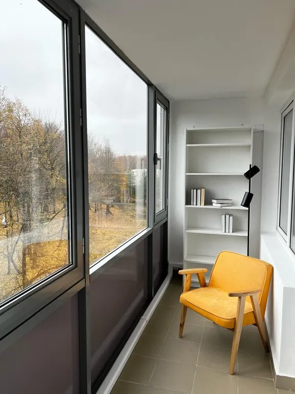 Современные апартаменты с живописным видом на канал и парк