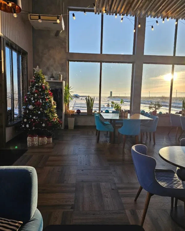 Коттедж Семейный дом с русской баней, беседками и мангалом — им. Морозова