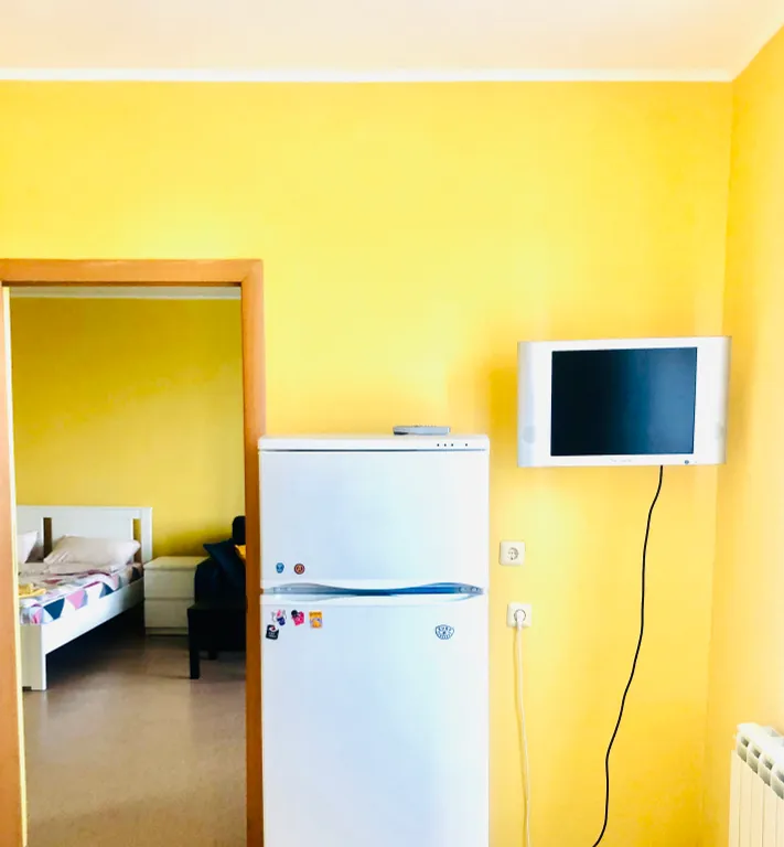 Сдается уютная однокомнатная квартира на последнем (11-м) этаже