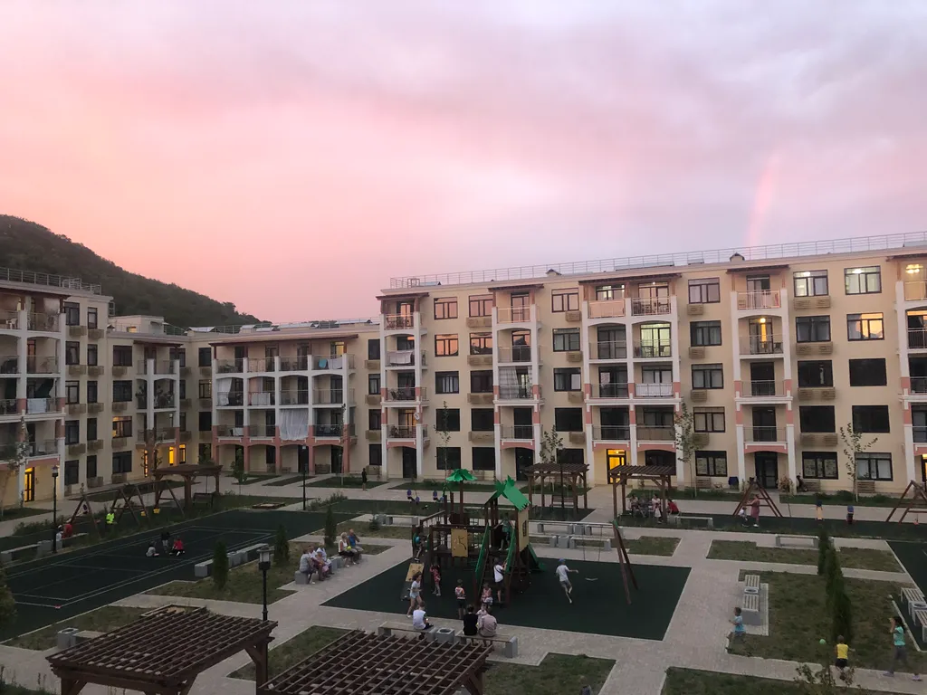 Комфортная квартира в ЖК с бассейном