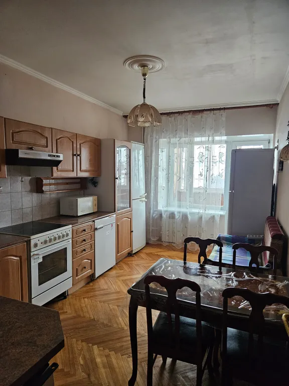 Квартира у Парка 30 лет ВЛКСМ — аренда посуточно в Омск