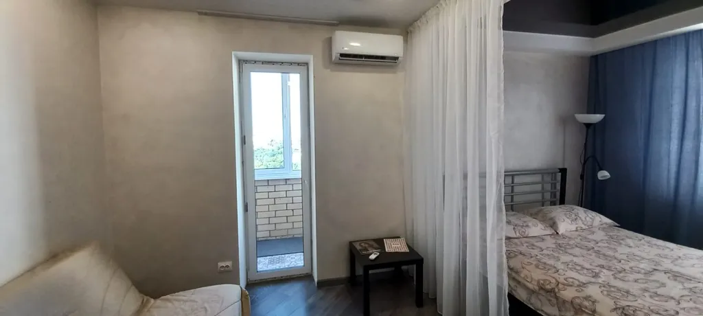 Большая однокомнатная квартира в центре города