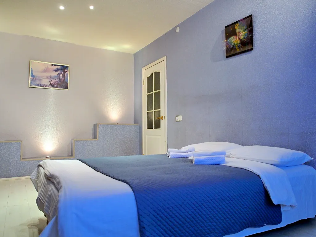 Квартира 2-комнатная Квартира — Новоуральск