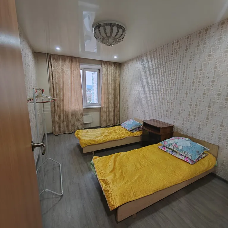 4-комнатная Квартира