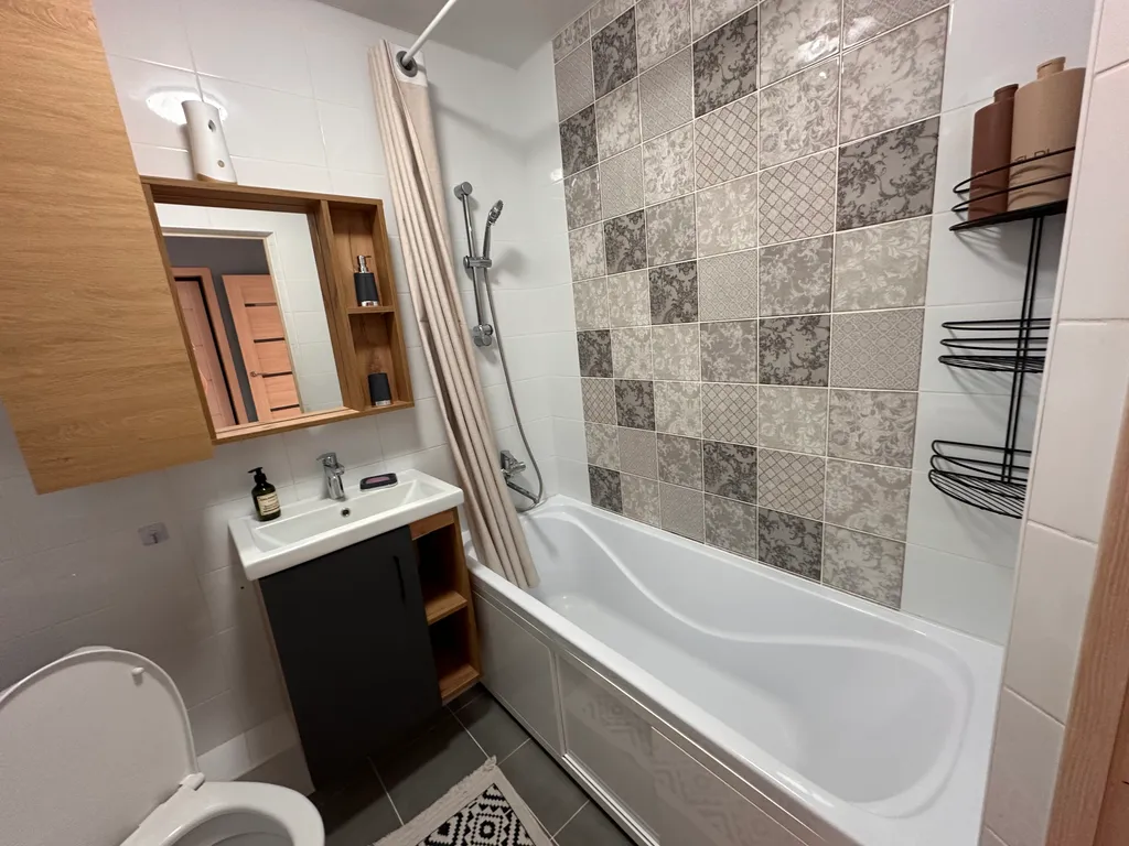 Новые апартаменты в горах у моря с бассейнами