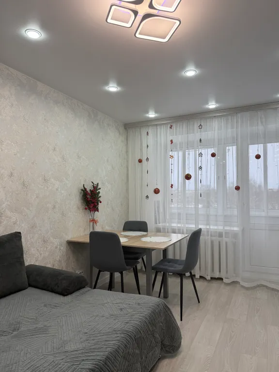 Уютная 3-комнатная квартира в хорошем районе города с видом на Волгу — аренда посуточно в Кимры