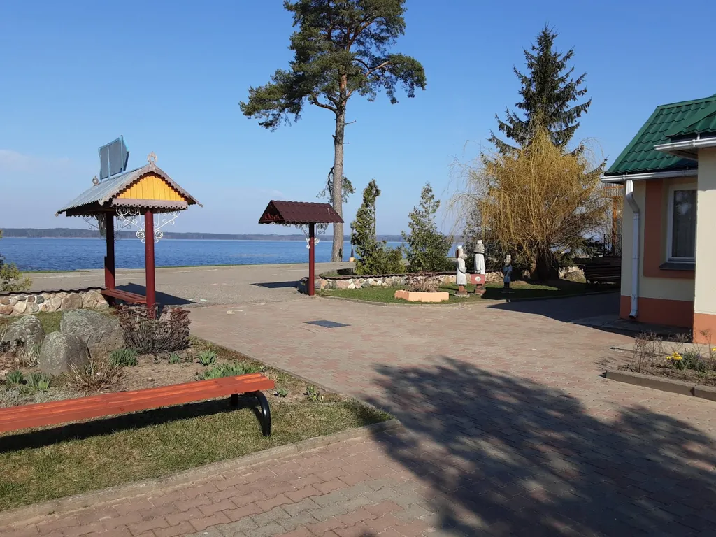 Квартира с видом на озеро