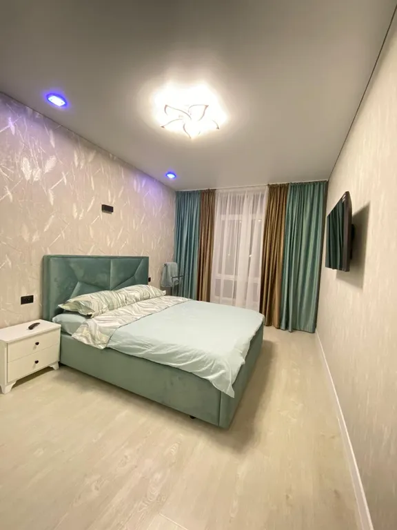 Уютная евротрёшка в новостройке с закрытым двором на пульте