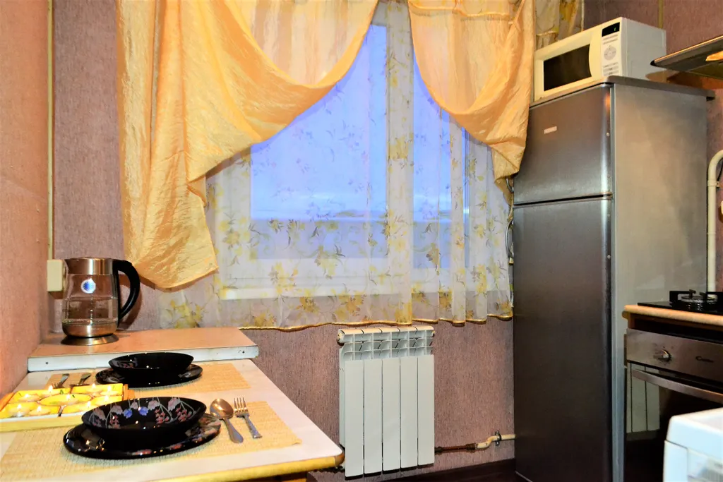 Комфортабельная двухкомнатная квартира у ресторана Аджика