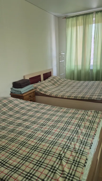 Двухкомнатная  квартира рядом  с тц Ультра