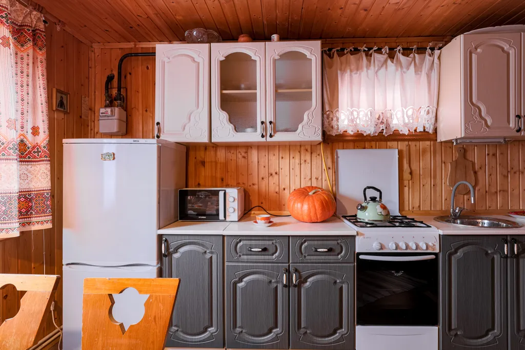 Монастырская изба