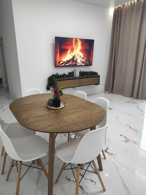 Коттедж Просторный дом — Лобня