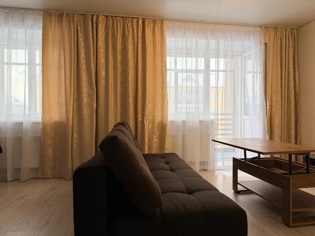 Солнечная квартира — аренда посуточно в Абакан