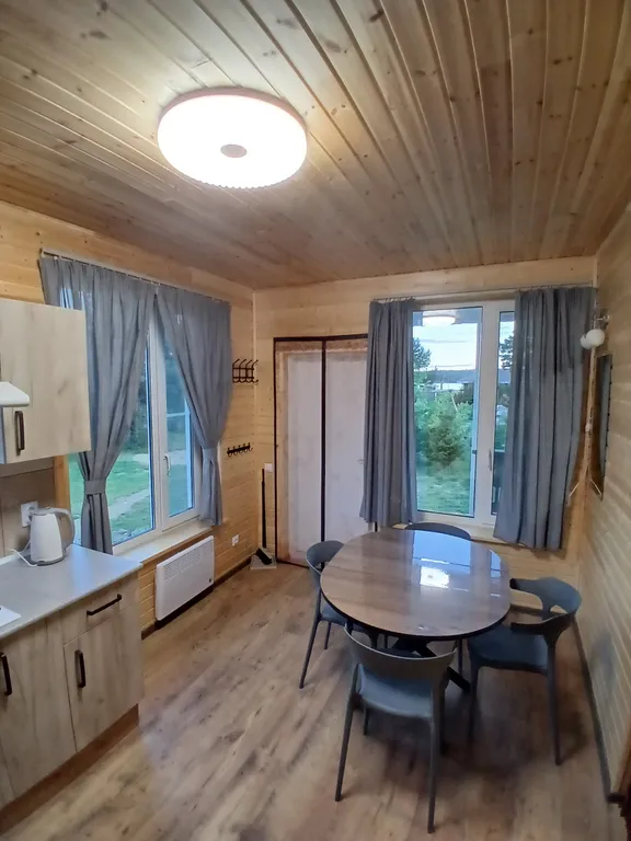 Дом у озера