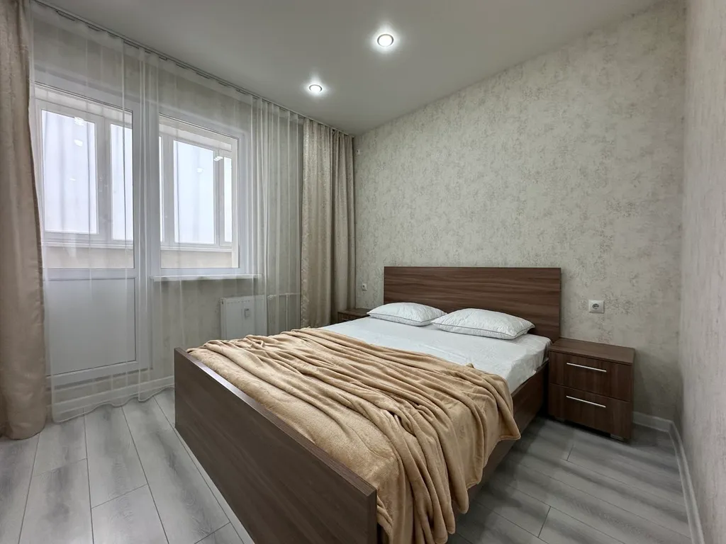 Квартира Просторная евро-двушка ЛайкХоум на Рокоссовского 27 — аренда посуточно в Оренбург