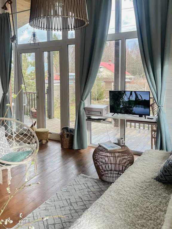 Уютный теплый дом с выходом в лес, 40 минут от Москвы со своей территорией