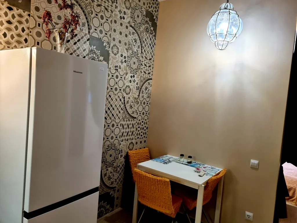 Современная стильная квартира у моря с видом на горы