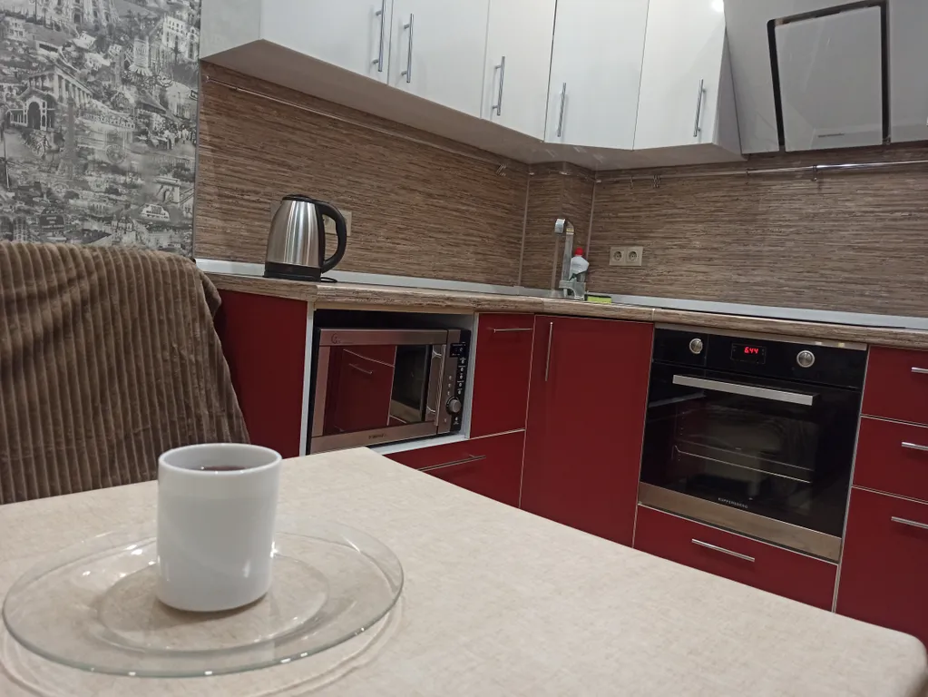 Шикарная 1-комнатная квартира с джакузи и гардеробной