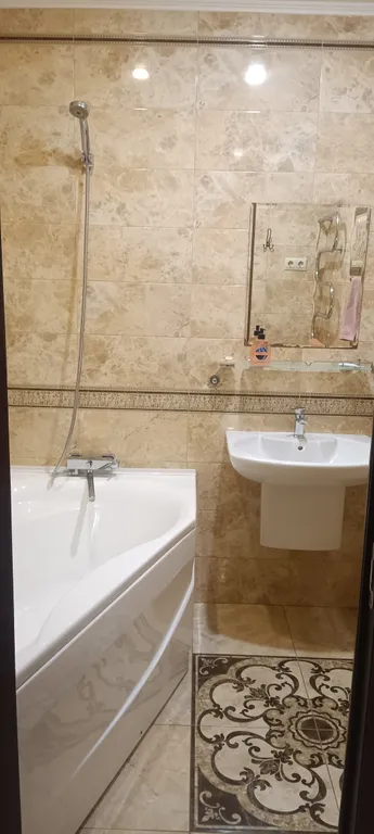 3-комнатная квартира в экологически чистом тихом районе