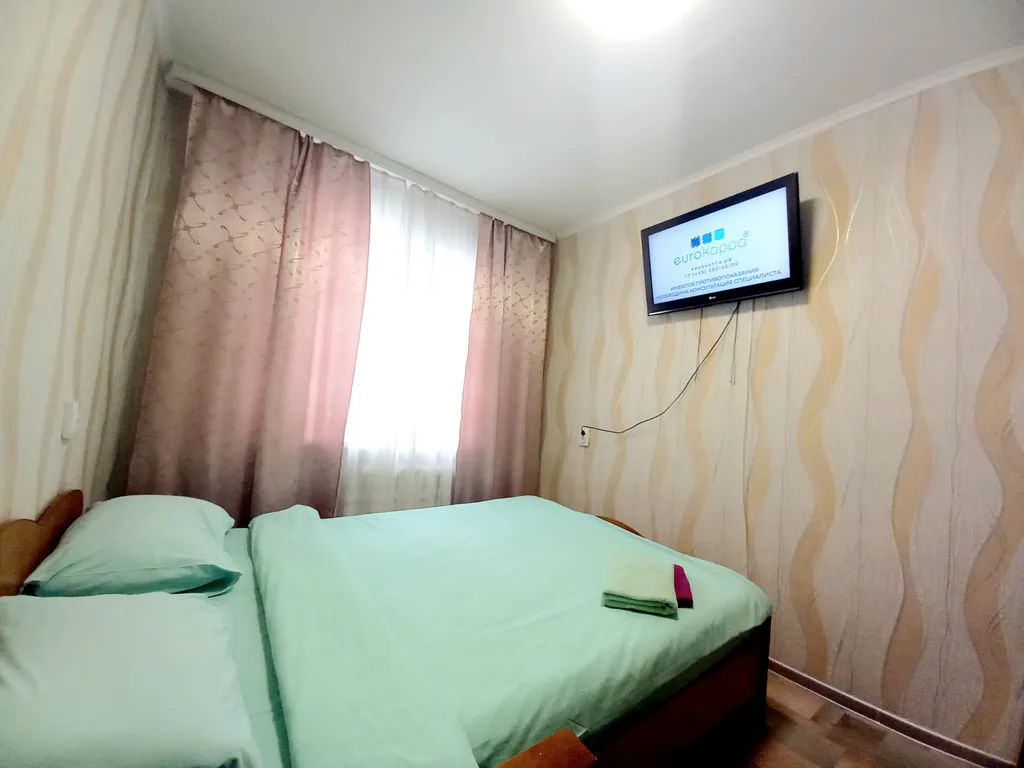 Двухкомнатная квартира на Коммунистической