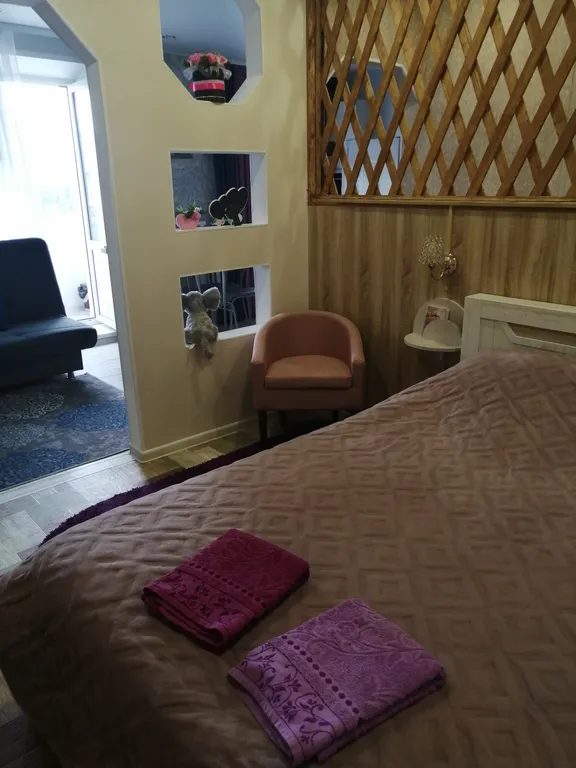 Квартира Квартира с видом на площадь — Тихвин