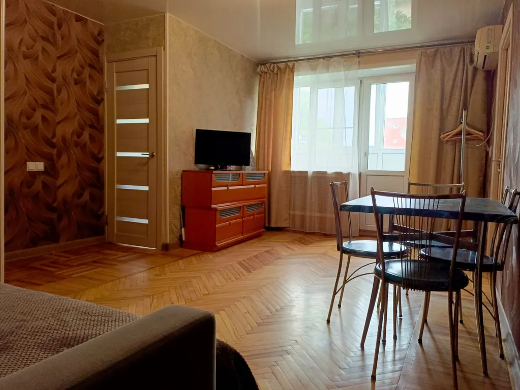 Квартира Квартира Уютная трёшка в центре рядом с вокзалом — Волгоград