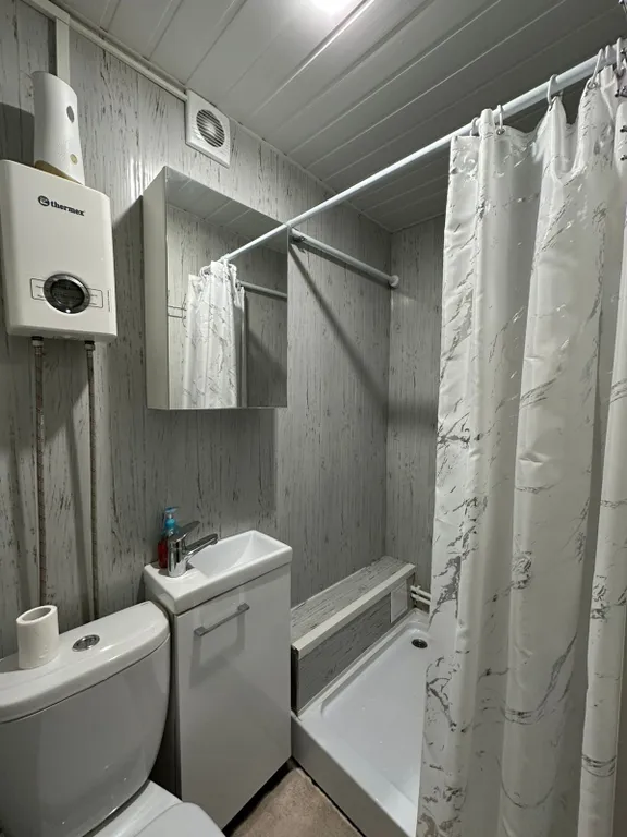 Коттедж на берегу озера