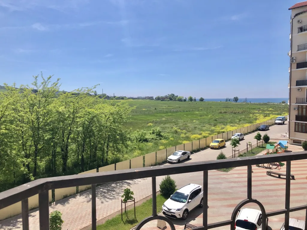 Квартира Квартира Дизайнерская прелестная евродвушка на берегу моря — Геленджик