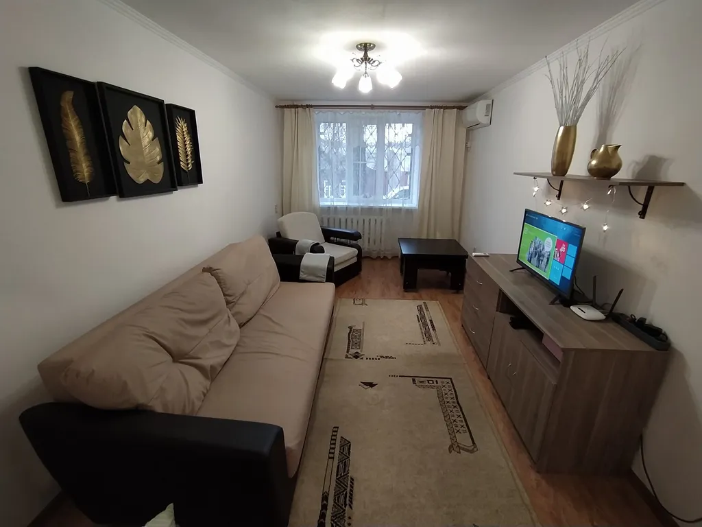 Вот она, двушка - сладкая подушка