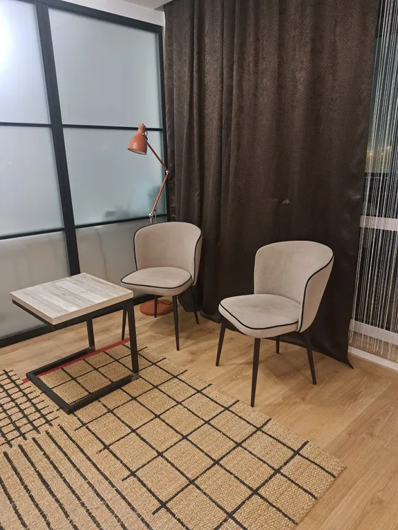 Шикарные апартаменты у метро в Минск-Мир