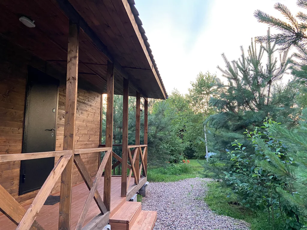 Уютный дом с террасой вблизи Пушкинских Гор