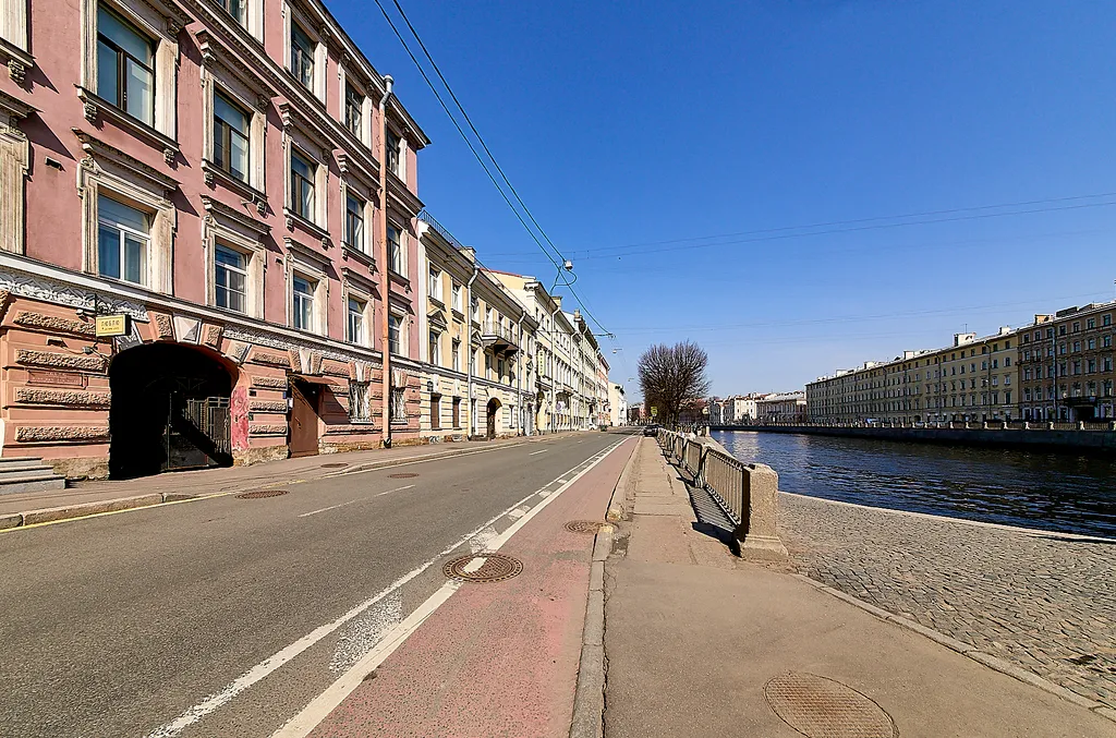 Квартира в квартале Карла Росси в 200 метрах от Невского проспекта