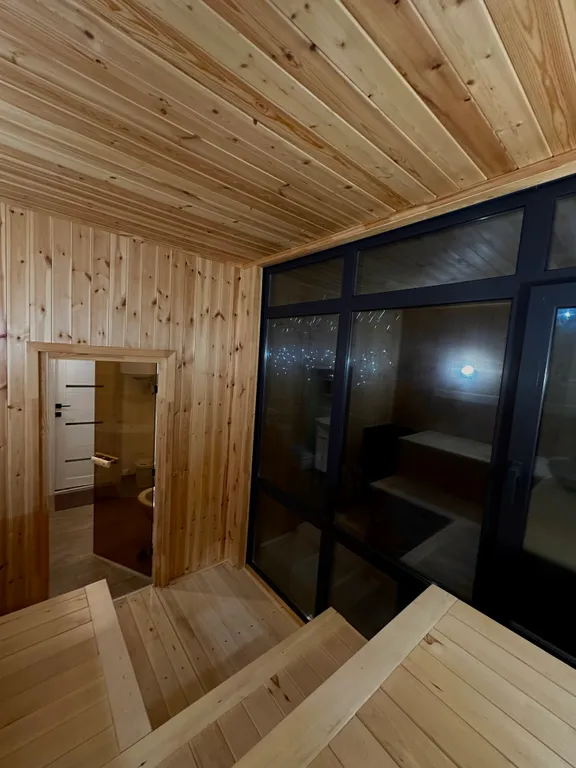 Уютный дом-лофт с видом на лес и реку