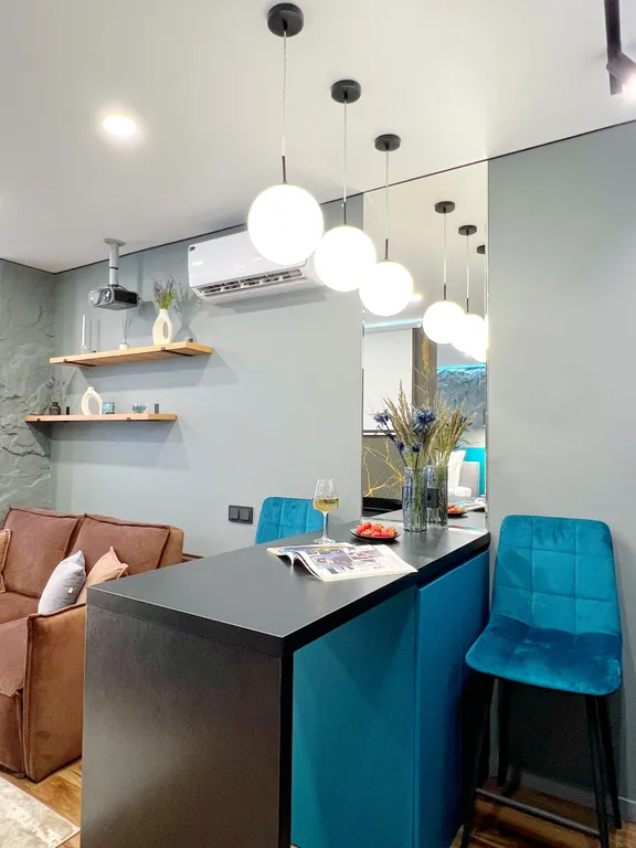 Роскошная квартира с королевской ванной возле ТЦ Круиз