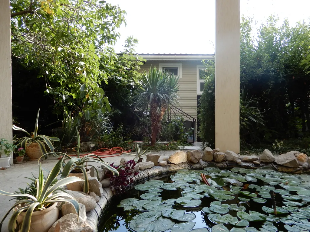 Квартира-студия с видом на море