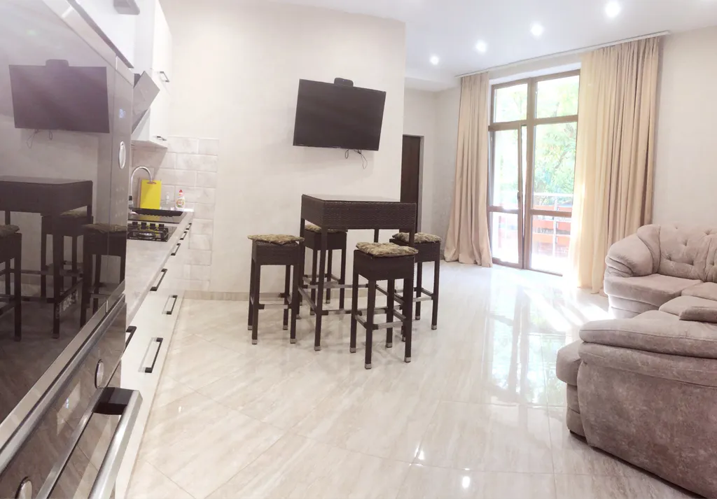 Апартаменты в центре Партенита