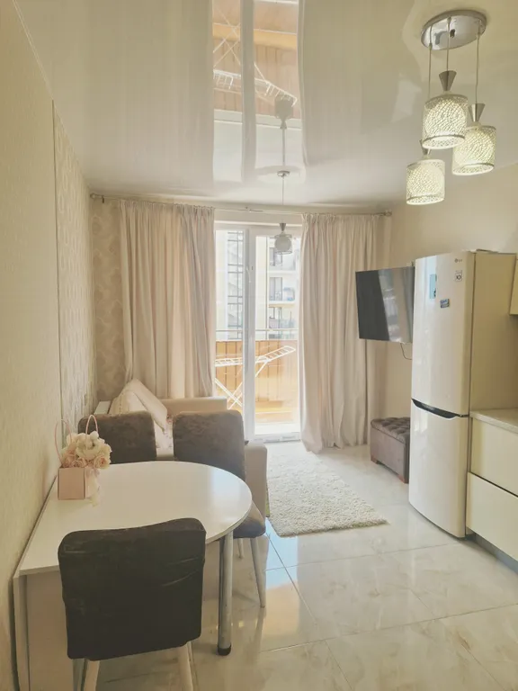 Уютная квартира в центре Мысхако с видом на море