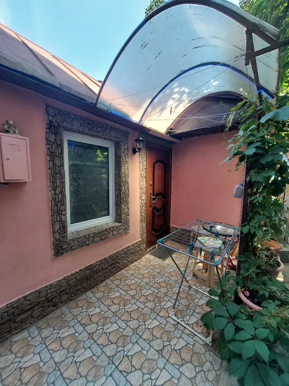 Квартира Квартира Уютный домик возле Массандровского пляжа — Ялта