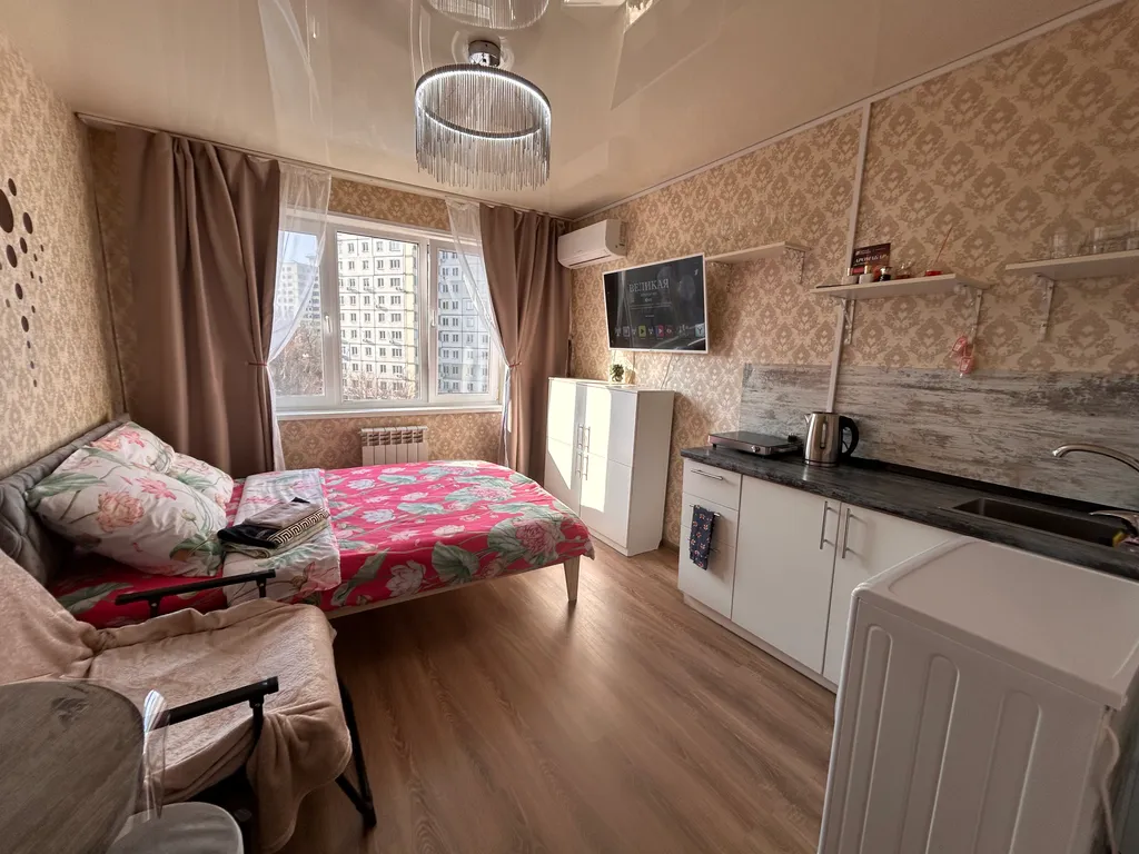 Уютная студия с видом на море и город