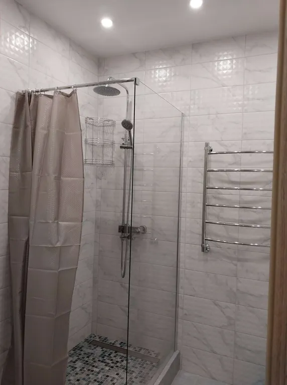 Квартира с домашним уютом с видом на церковь и город