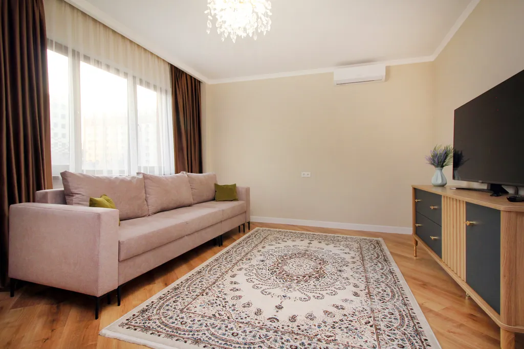 Квартира Elegant and spacious apt — Алматы